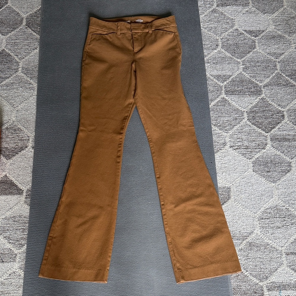 👖Old Navy Pixie Flare Trousers in Cognac